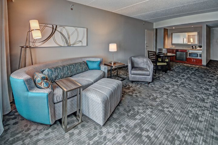 Room 20 of 37