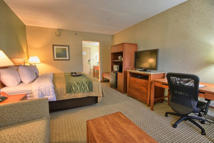 Room 42 of 62