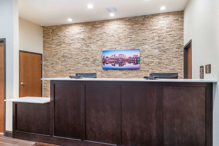 Hotel Interior 10 of 42