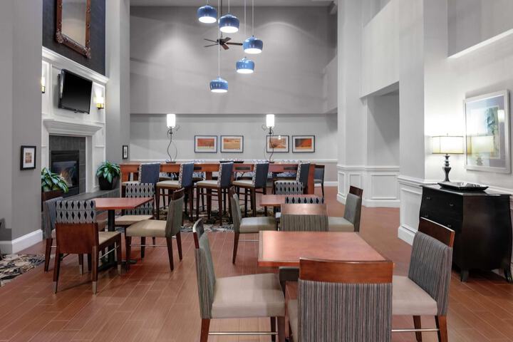 Hampton Inn & Suites Concord / Charlotte