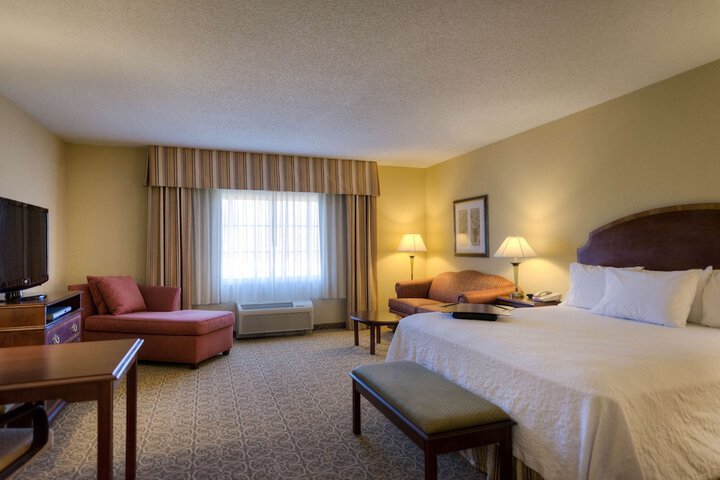 Room 42 of 98