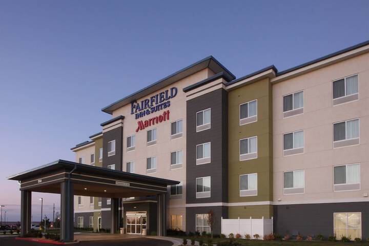 Hotel 2 of 51