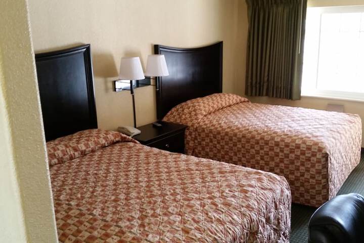 Room 6 of 19