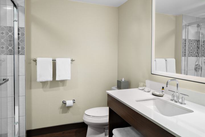 Room 14 of 63