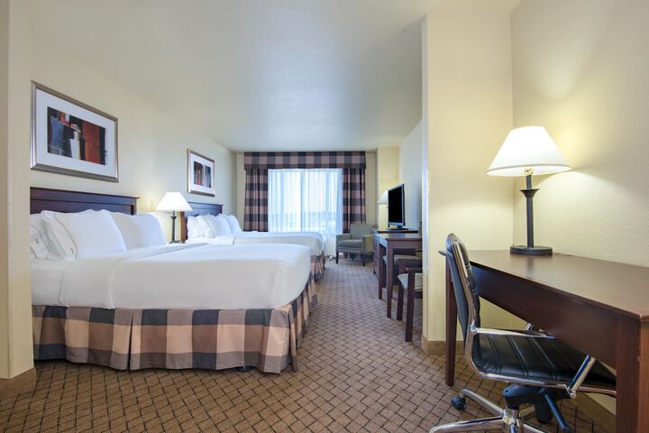 Room 7 of 30