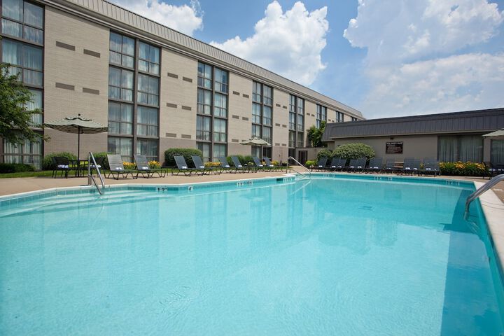 Pool 8 of 43