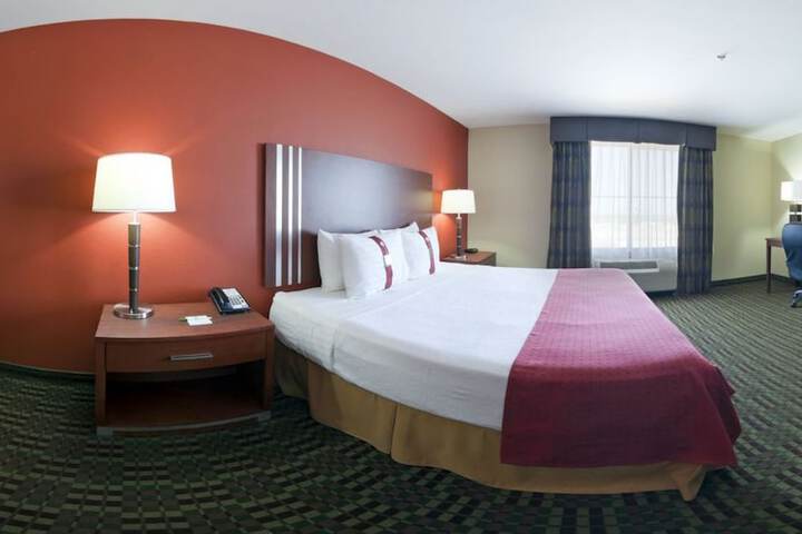 Room 21 of 37