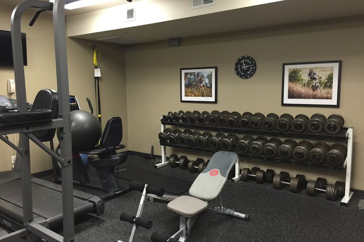 Roosevelt Inn and Suites