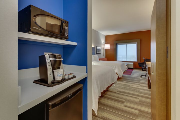 Room 41 of 67