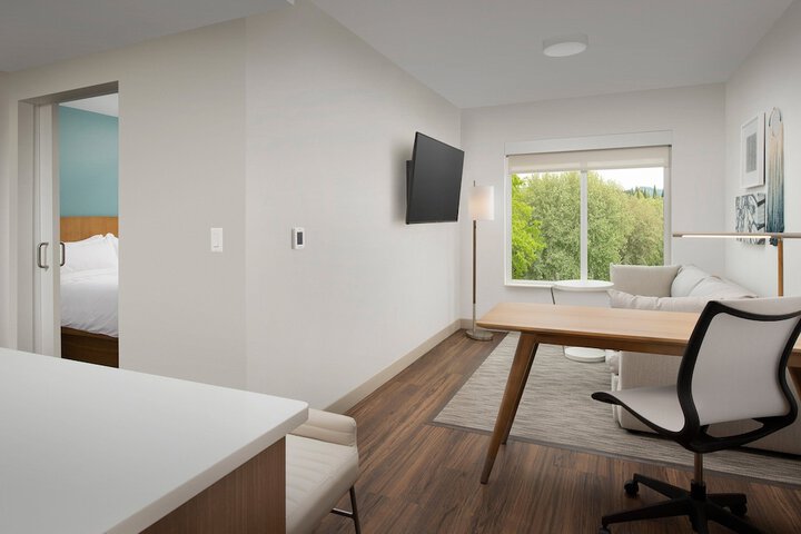 Room 34 of 44