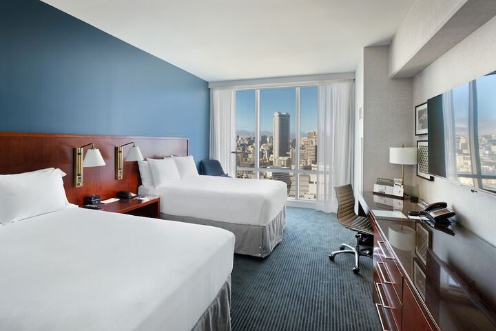Room 45 of 118