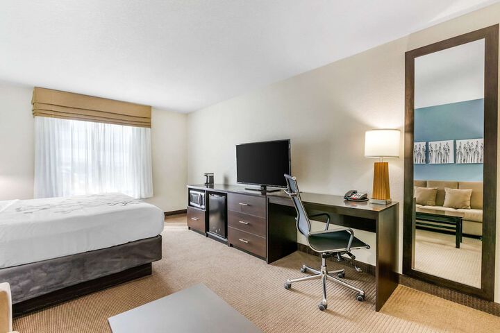 Room 36 of 72