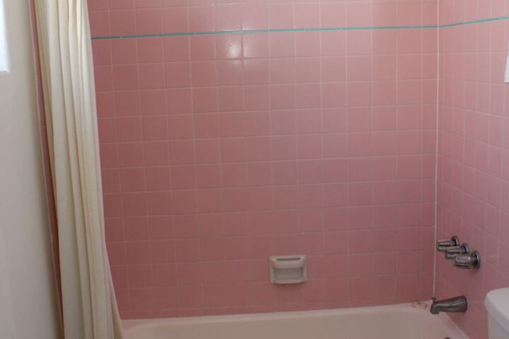 Room 13 of 38