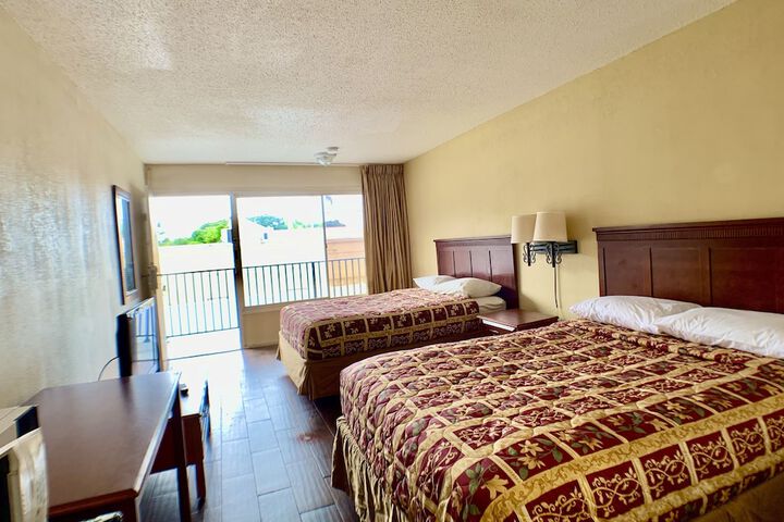 La Vista Inn