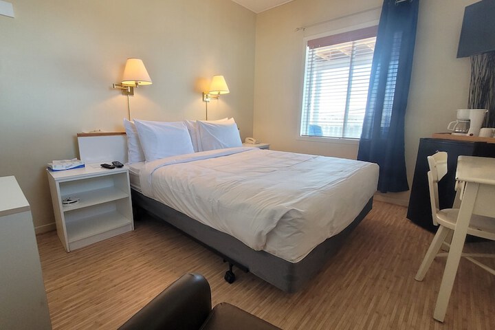 Room 51 of 87