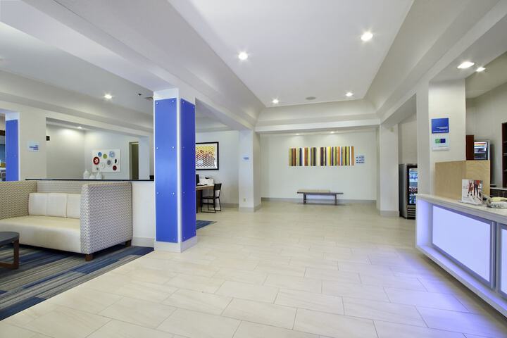 Holiday Inn Express Boonville by IHG