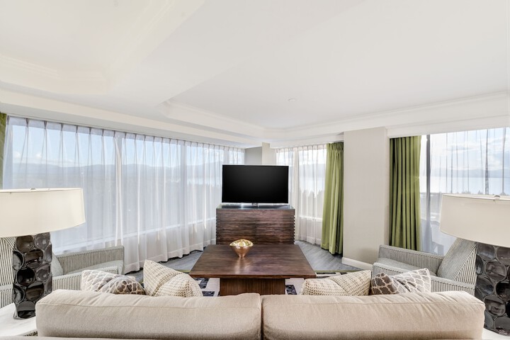 Room 15 of 91