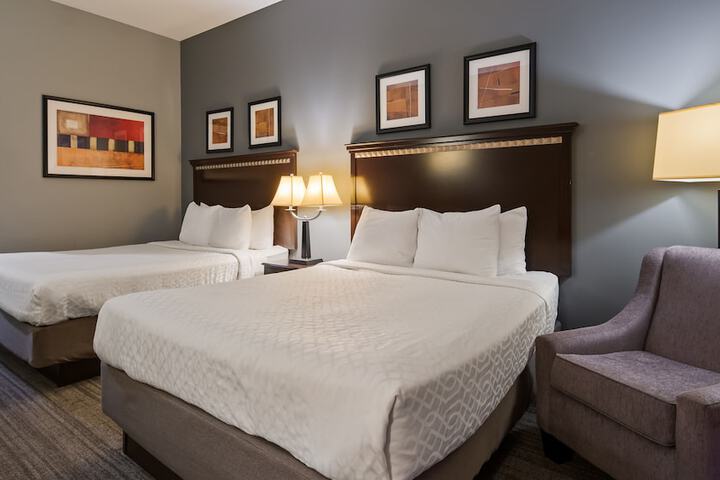 Room 8 of 19