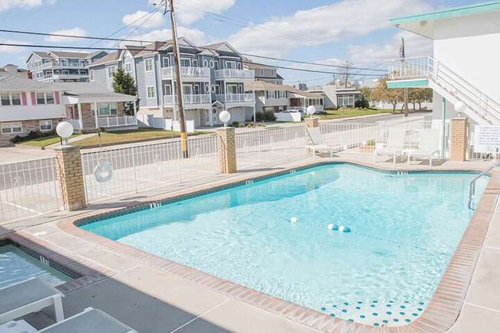 Pool 12 of 111