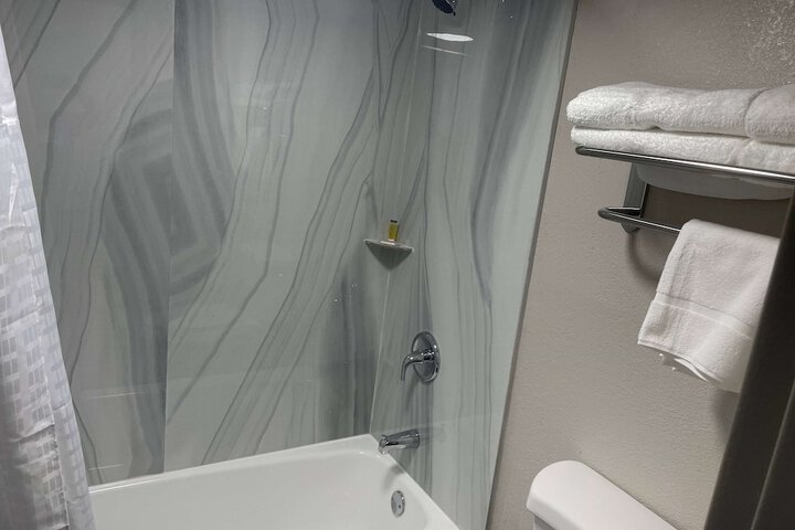 Room 21 of 29
