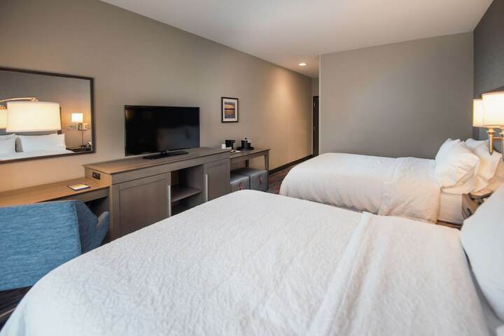 Room 12 of 38
