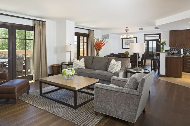 Madeline Hotel & Residences Auberge Collection