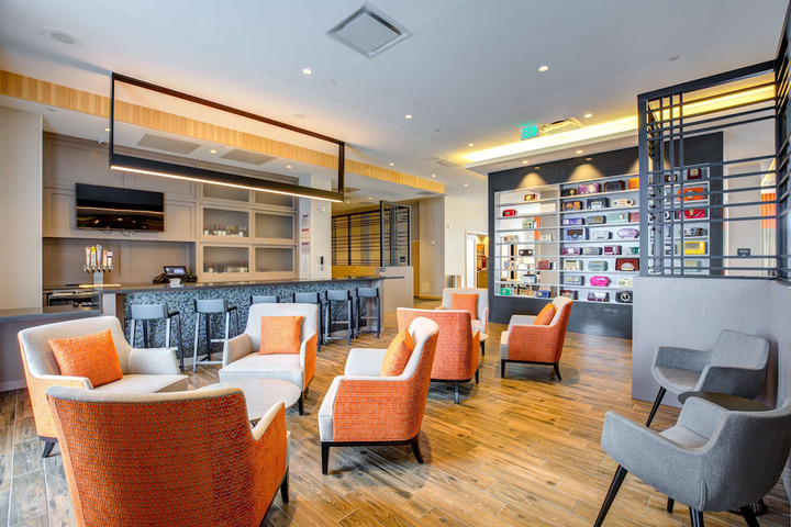 Hampton Inn & Suites Boston / Waltham