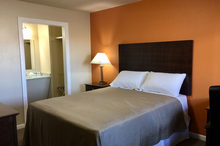 Downtown Motel