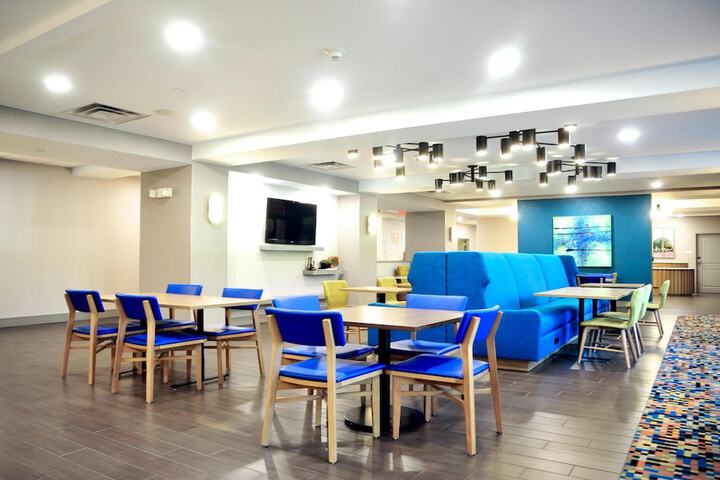 Hampton Inn Oxford / Conference Center