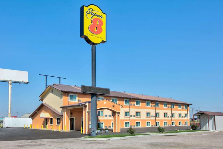 Hotel 4 of 32