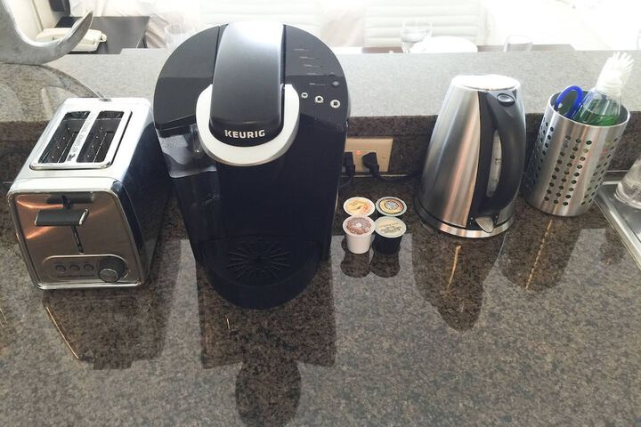 Breakfast/Coffee Service 31 of 46