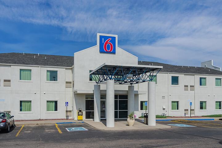 Hotel 7 of 56