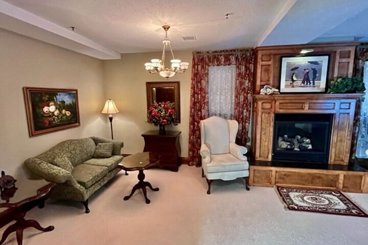 Room 15 of 34