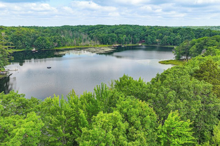 Lakefront Home w / Private Beach in Rhinelander!