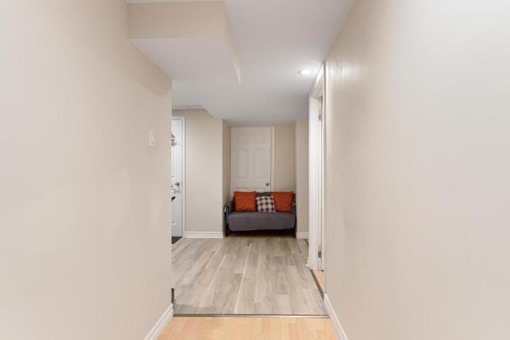 Finished 2 BR Apartment in an Upscale Area of Ajax