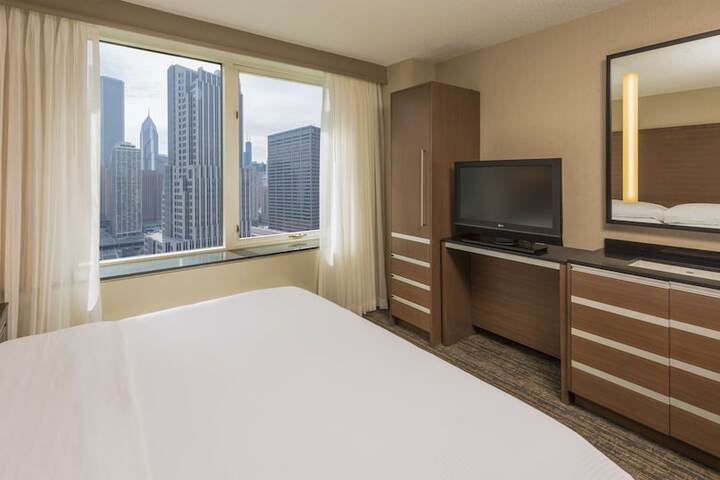 Room 14 of 56