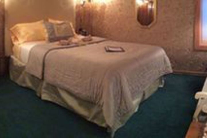 Whispering Pines Bed and Breakfast