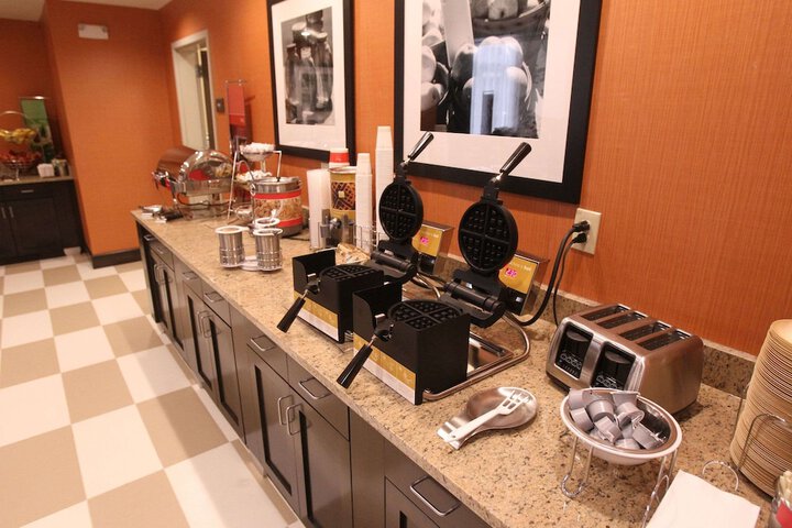 Hampton Inn & Suites Seneca-Clemson Area