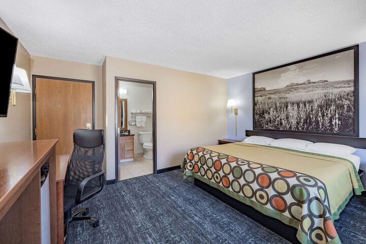 Super 8 by Wyndham Valentine NE