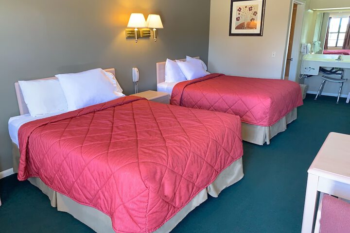 Room 27 of 46