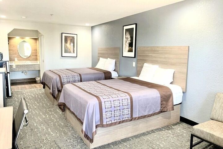 Sunrise Inn & Suites