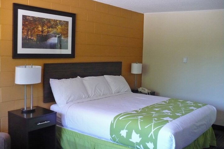 Westgate Inn