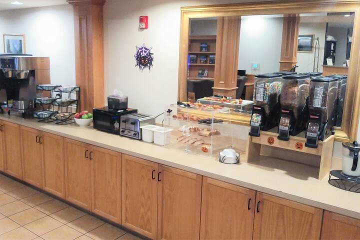 Breakfast/Coffee Service 27 of 27