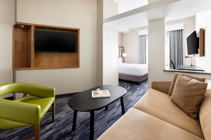 Room 26 of 34