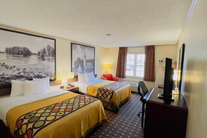 Super 8 Maumee / Toledo OH