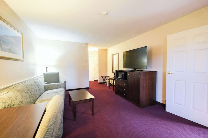 Room 51 of 113