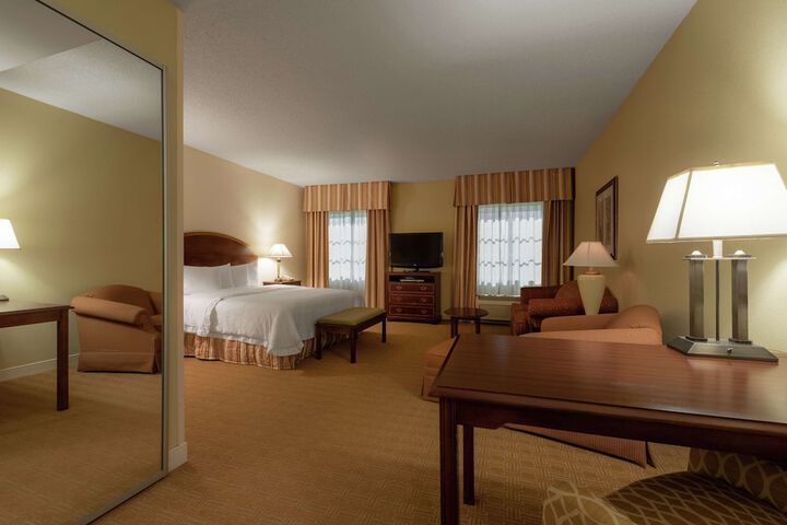 Room 43 of 98