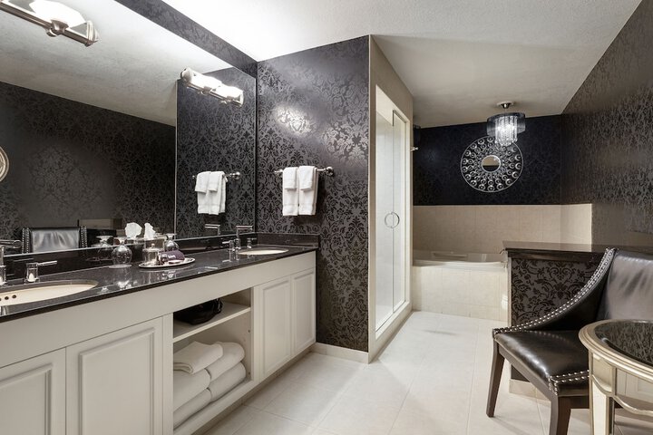 Des Lux Hotel