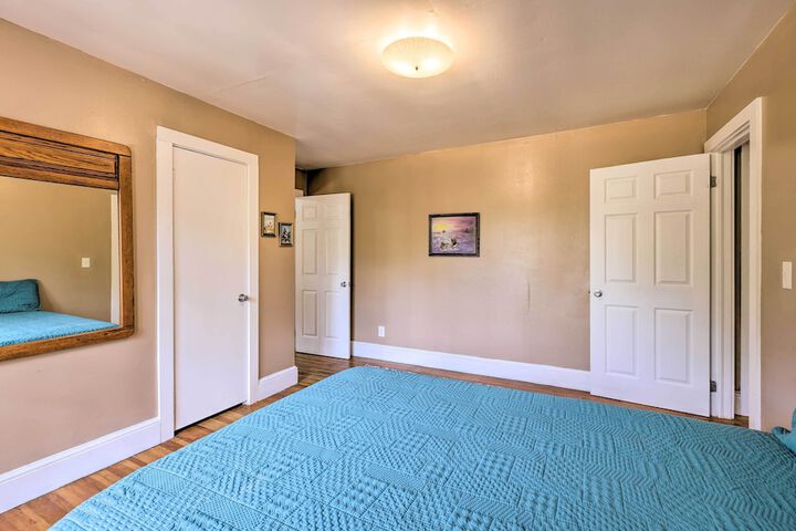 Charming Gadsden Home w / Golf Course Views!