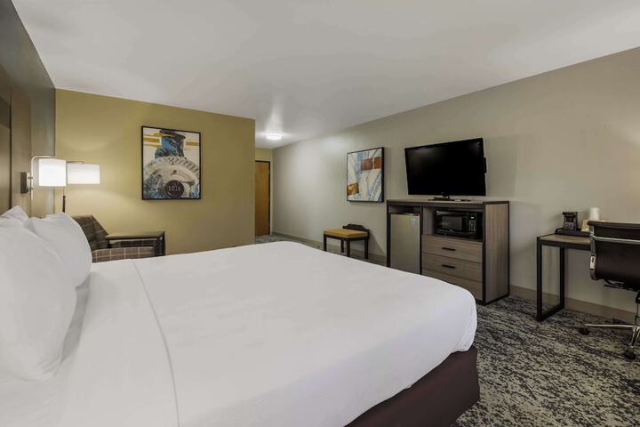 Room 26 of 30